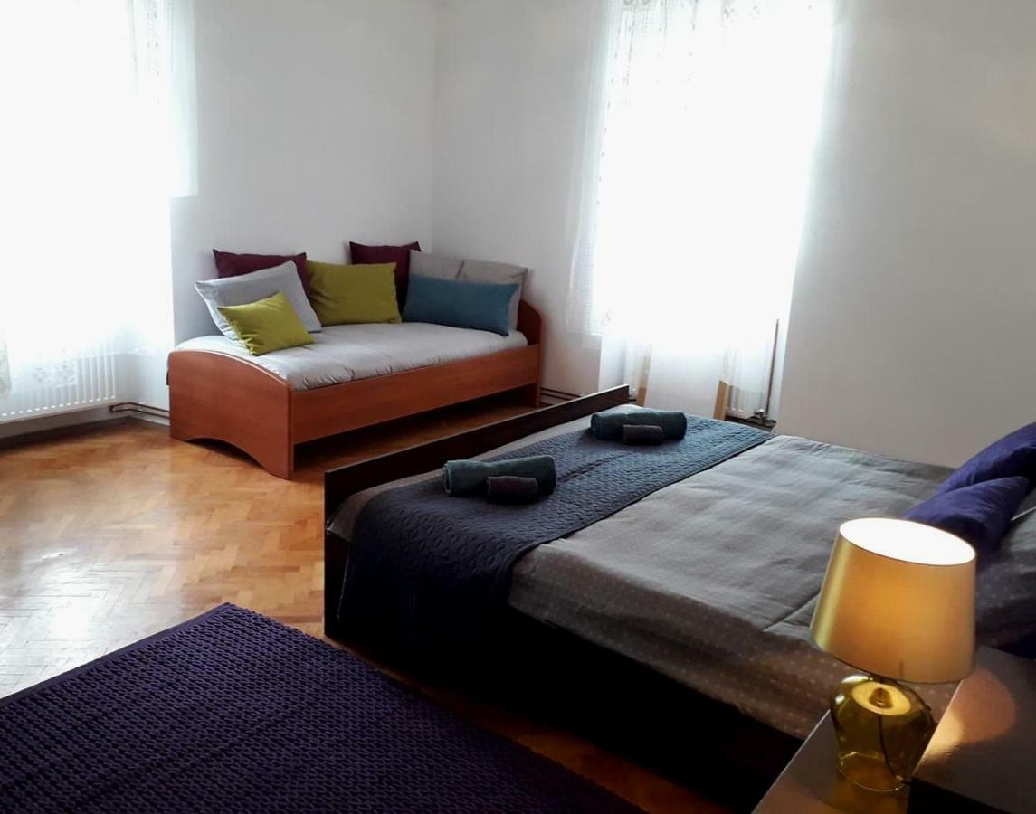 Chloee Apartment Rijeka Luaran gambar